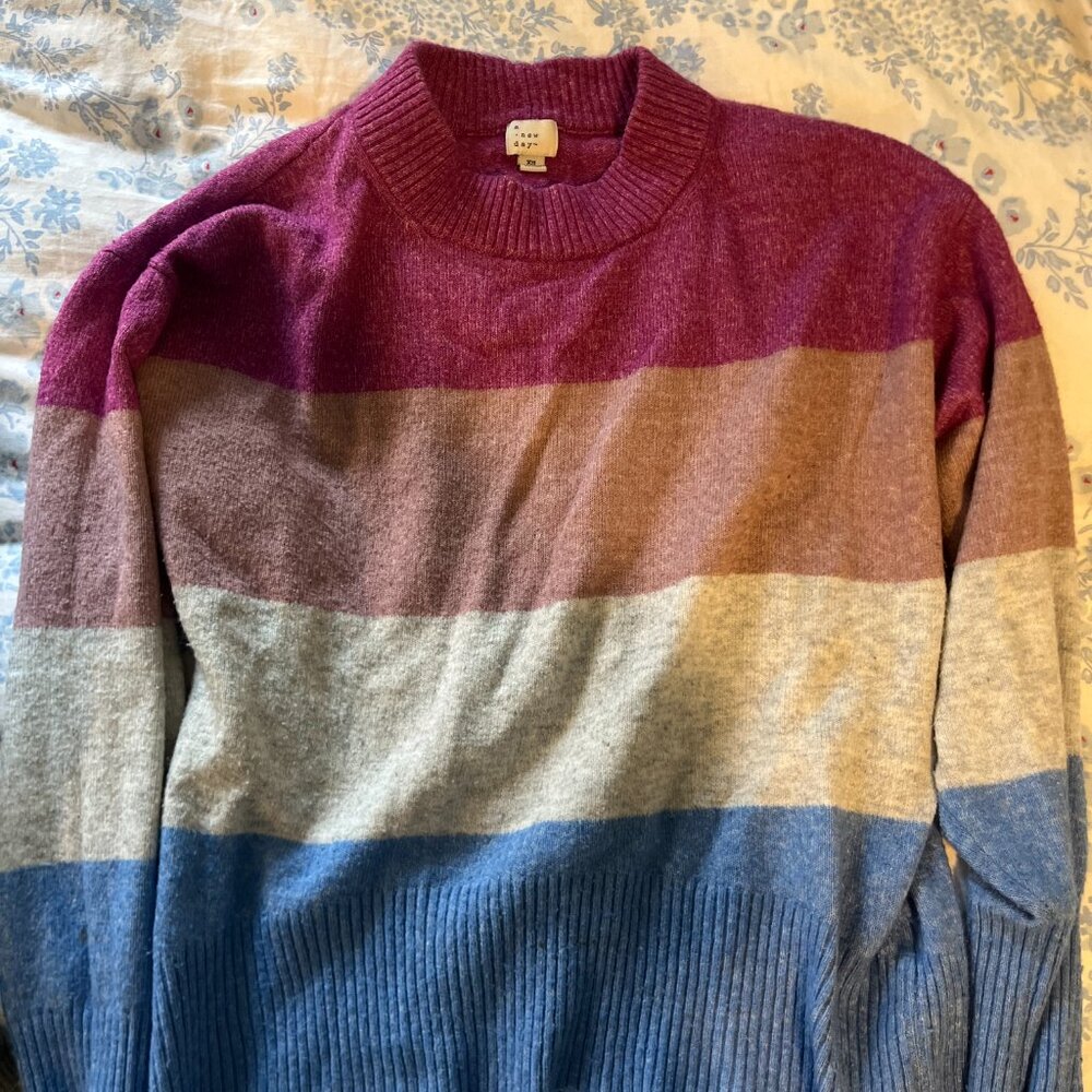 A New Day Size XS Color block Sweater Crewneck